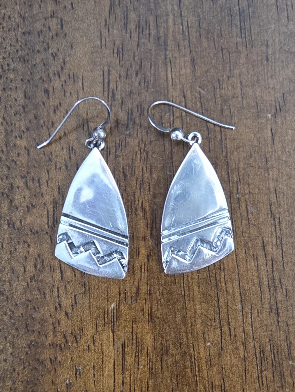 Vintage Temè Native American Geometric Sterling Silver Teardrop Earrings
